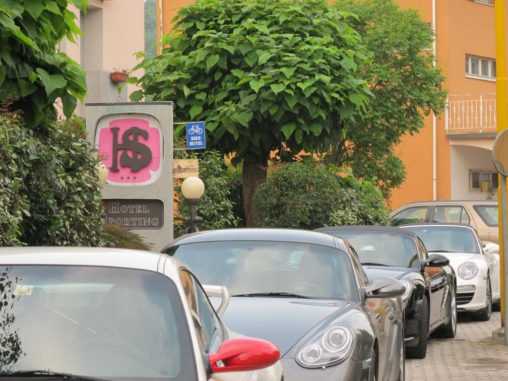 Hotel Sporting Tabiano Terme Екстер'єр фото