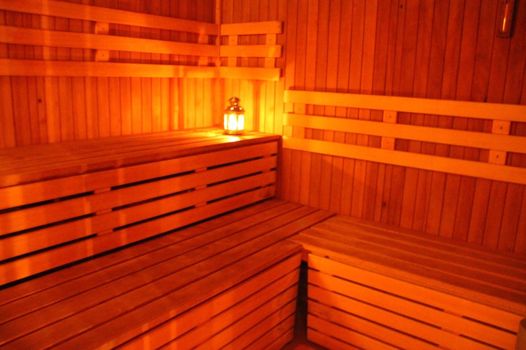 Hotel Sporting Tabiano Terme Екстер'єр фото