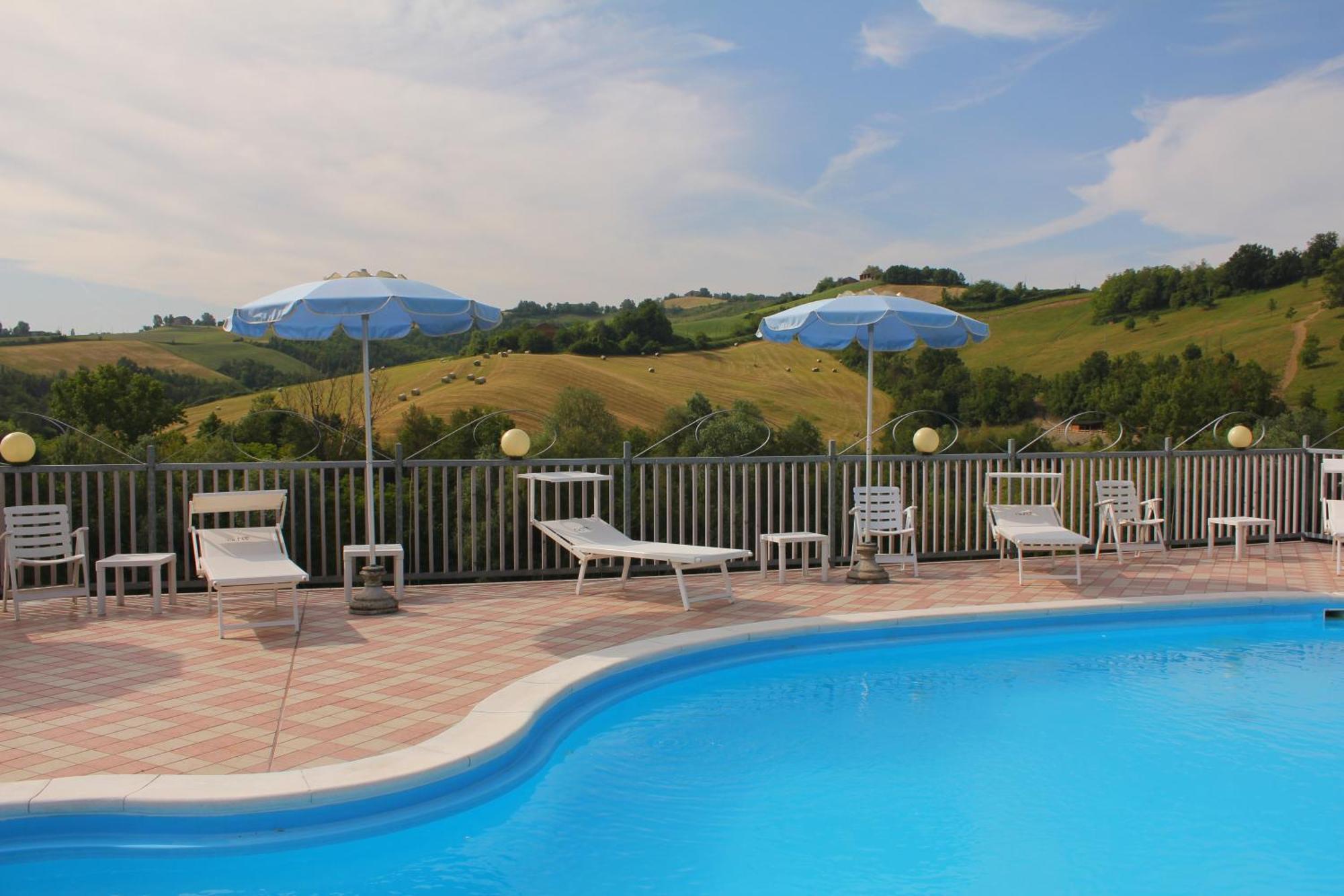Hotel Sporting Tabiano Terme Екстер'єр фото