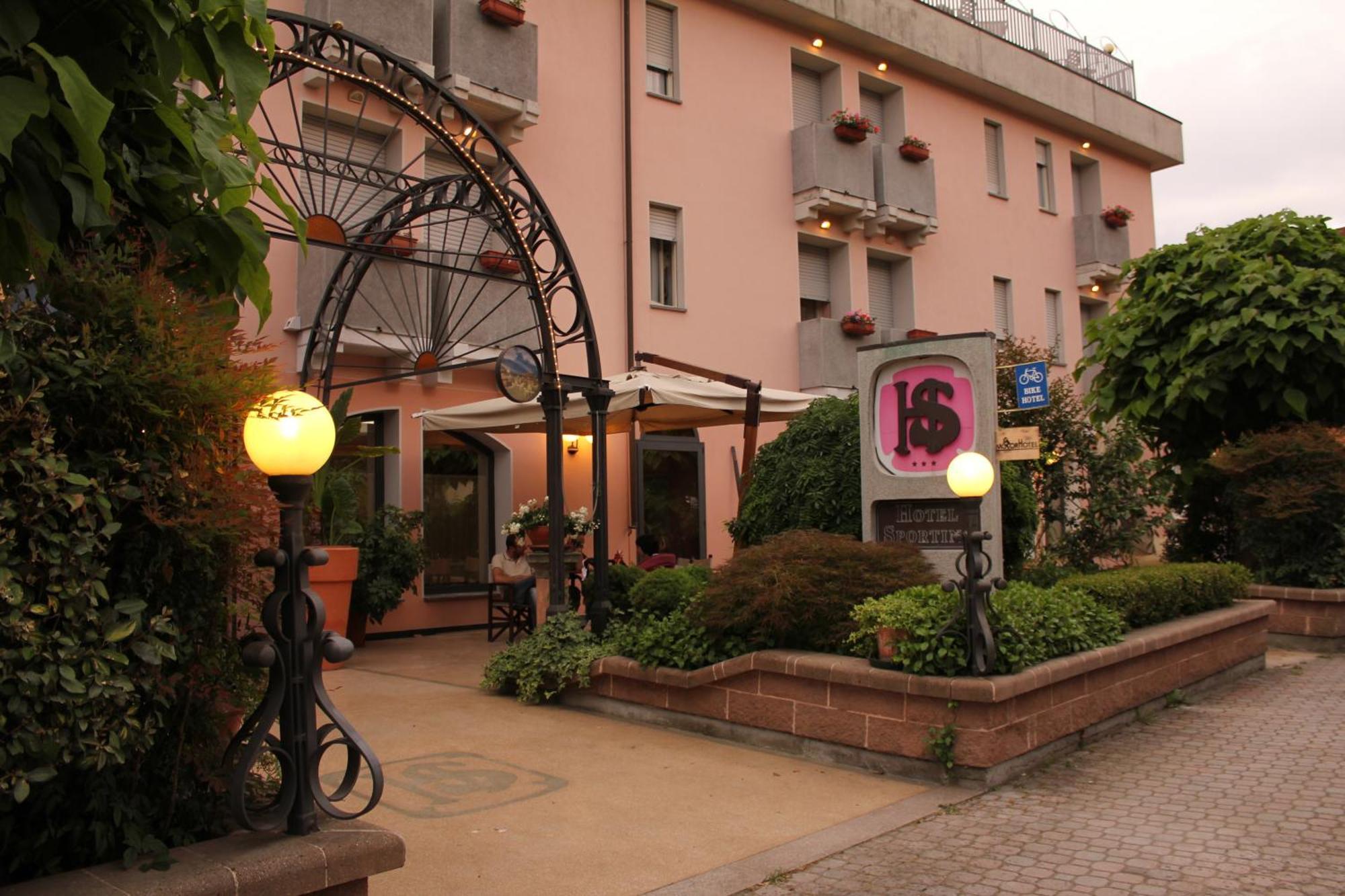 Hotel Sporting Tabiano Terme Екстер'єр фото