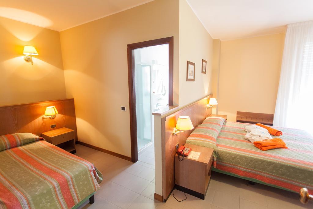 Hotel Sporting Tabiano Terme Екстер'єр фото