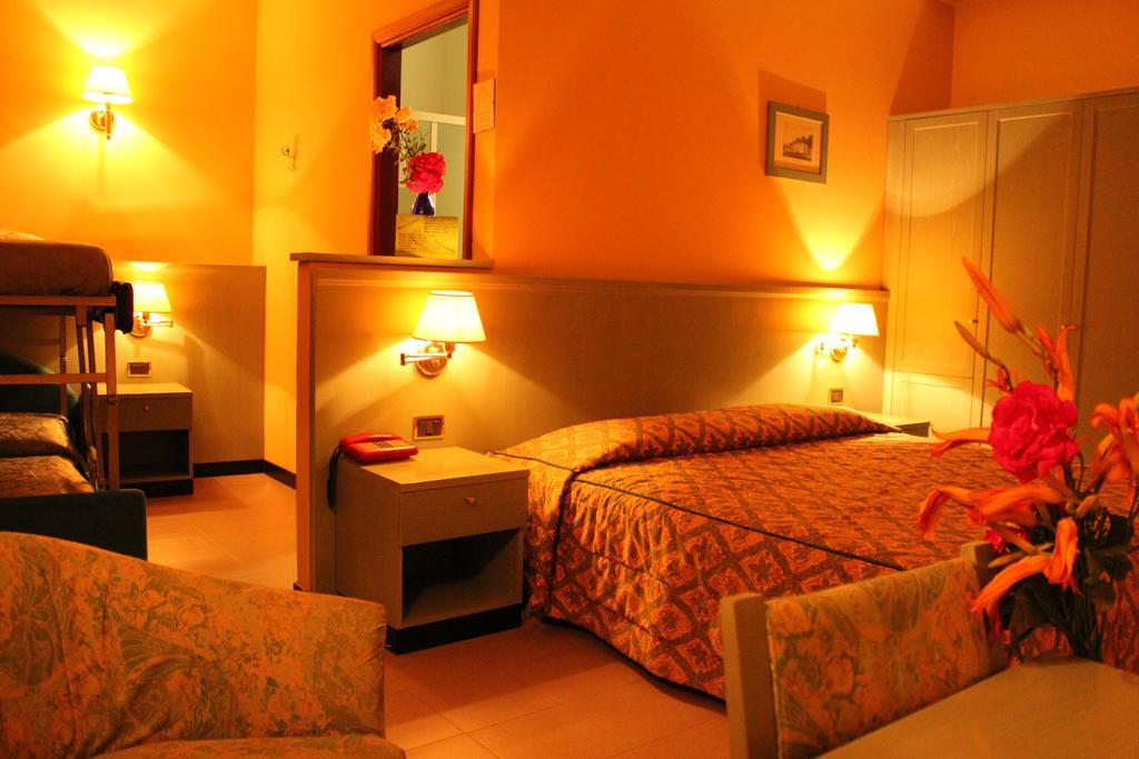 Hotel Sporting Tabiano Terme Номер фото